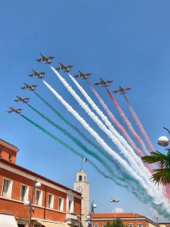 Frecce tricolori a Latina